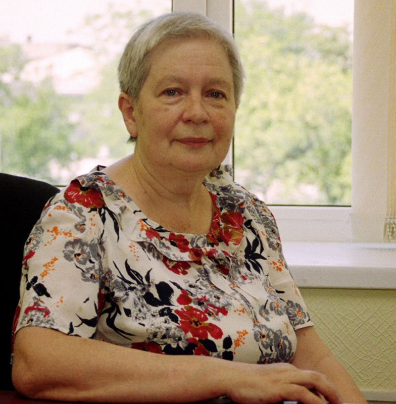Преподаватель журналистики Любовь Шибаева сегодня отмечает 80-летний юбилей