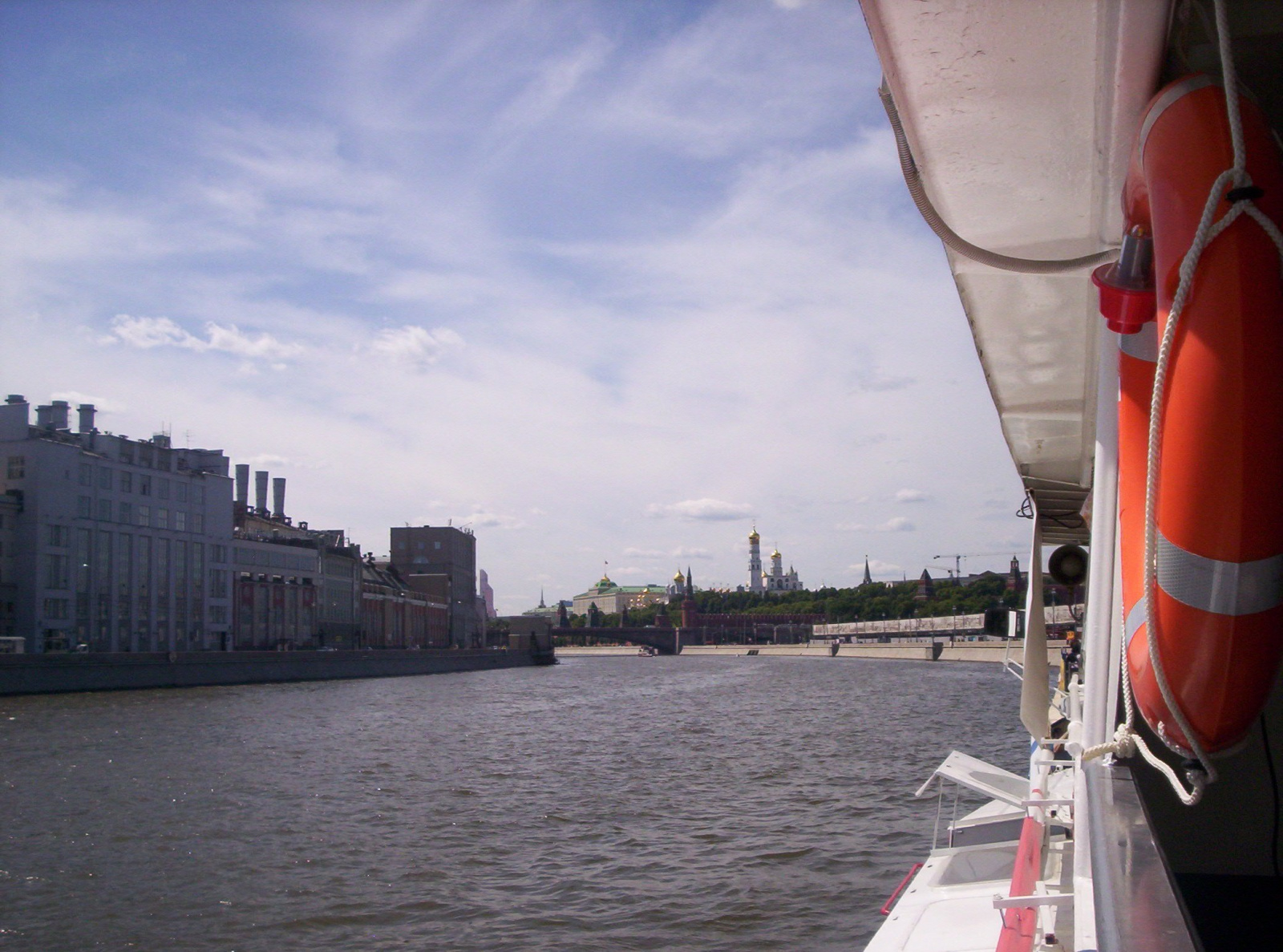Стартовал сезон летней навигации по Москве-реке